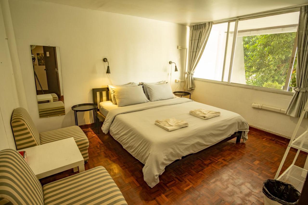 Home16 Sukhumvit16 Bangkok Exteriér fotografie