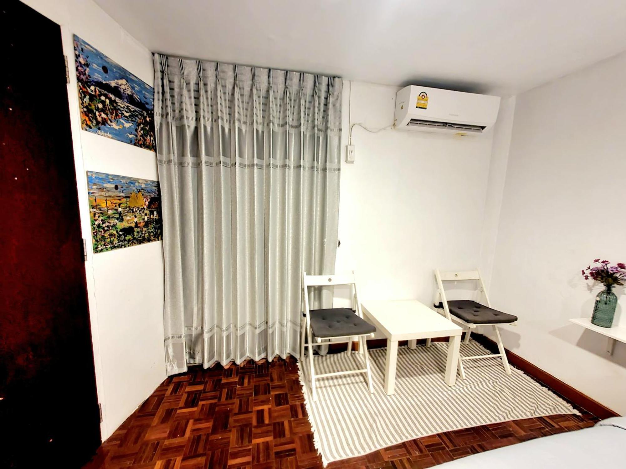 Home16 Sukhumvit16 Bangkok Exteriér fotografie
