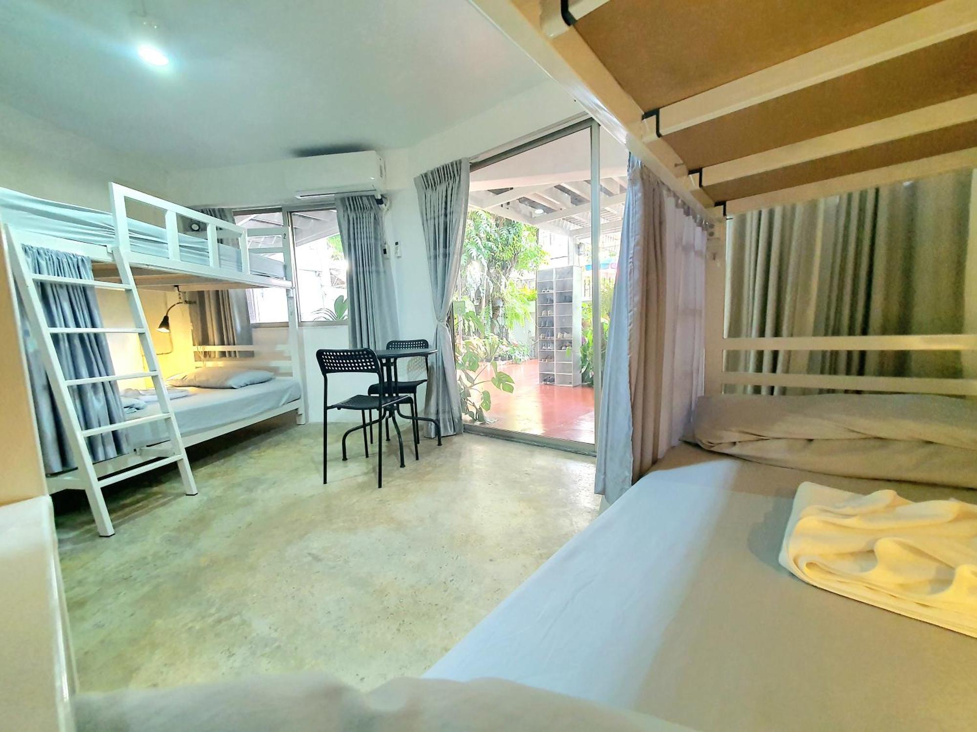Home16 Sukhumvit16 Bangkok Exteriér fotografie