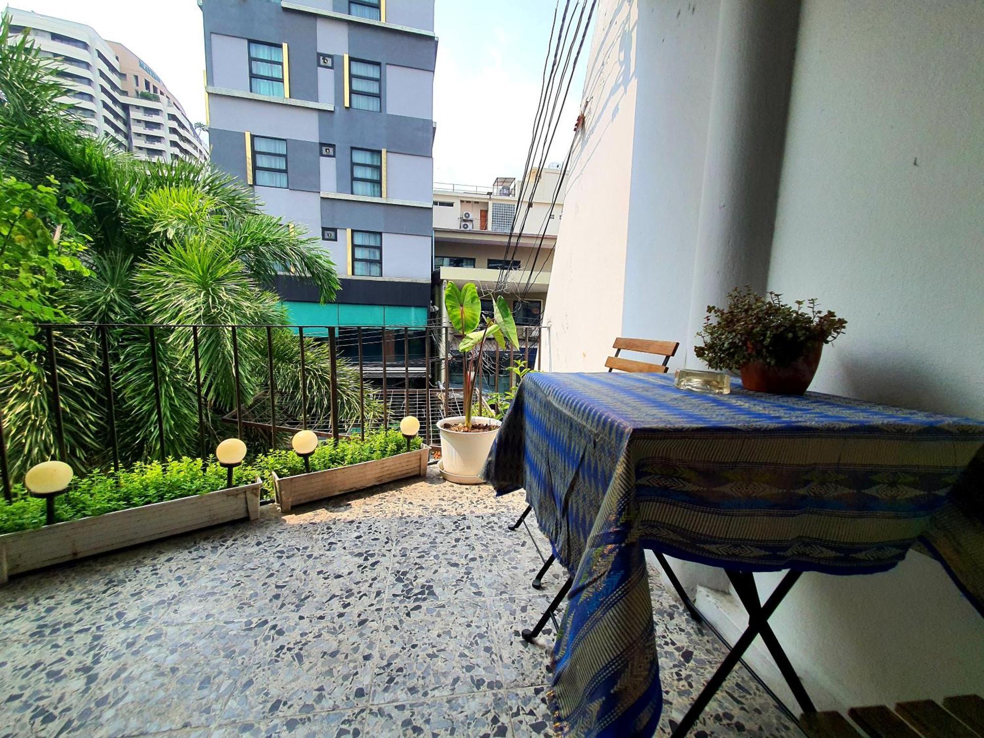 Home16 Sukhumvit16 Bangkok Exteriér fotografie
